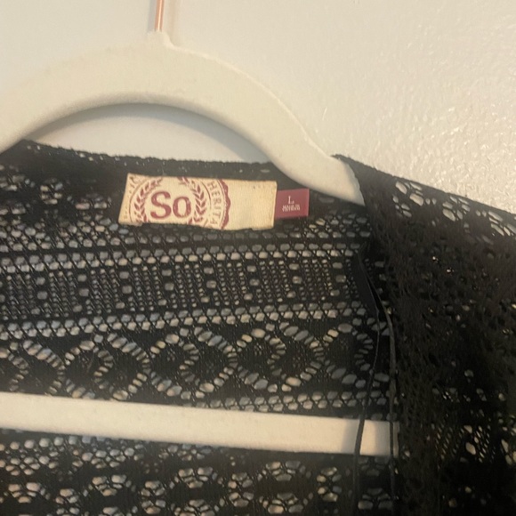 Back cover up - Picture 2 of 3